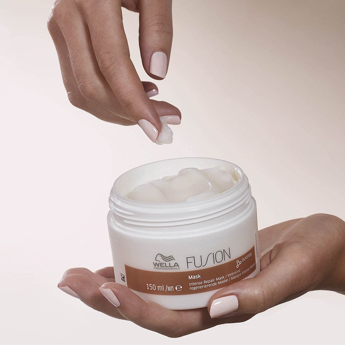 Wella Professionals Fusion Intense Repair Hair Mask For Damaged & Breakage-Prone Hair 500ml