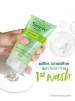 Simple Kind To Skin Refreshing Facial Wash 150ml - Image 3